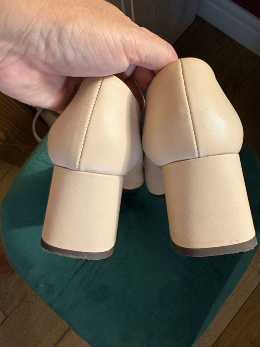 Pantofi dama Anna Cori superbi, noi