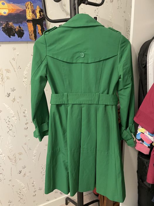 Плащ бренда Evona