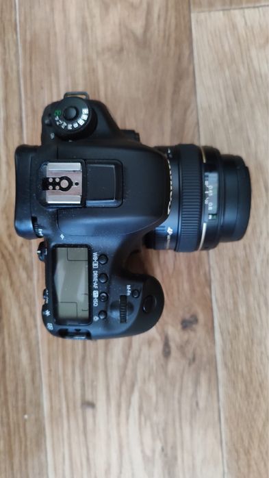 Фотоаппарат в отливном качестве