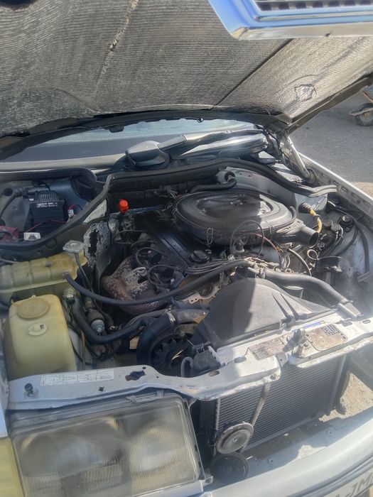 Мерседес Бенс 124