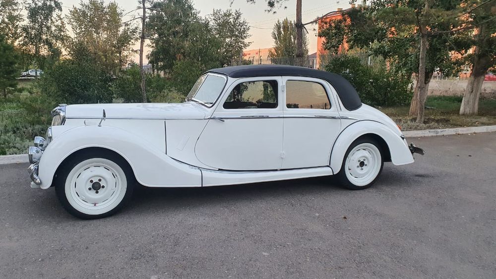 Ретро автомобиль