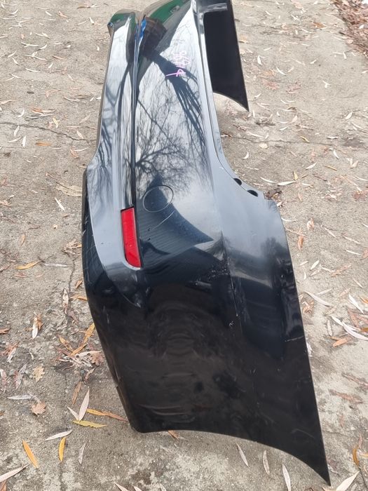 Бампер задний на Toyota Estima