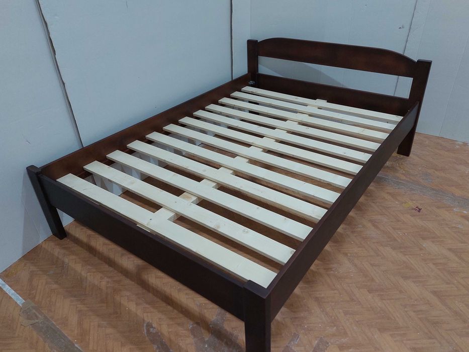 TRANSPORT GRATUIT.Pat din lemn masiv.Cod 202E