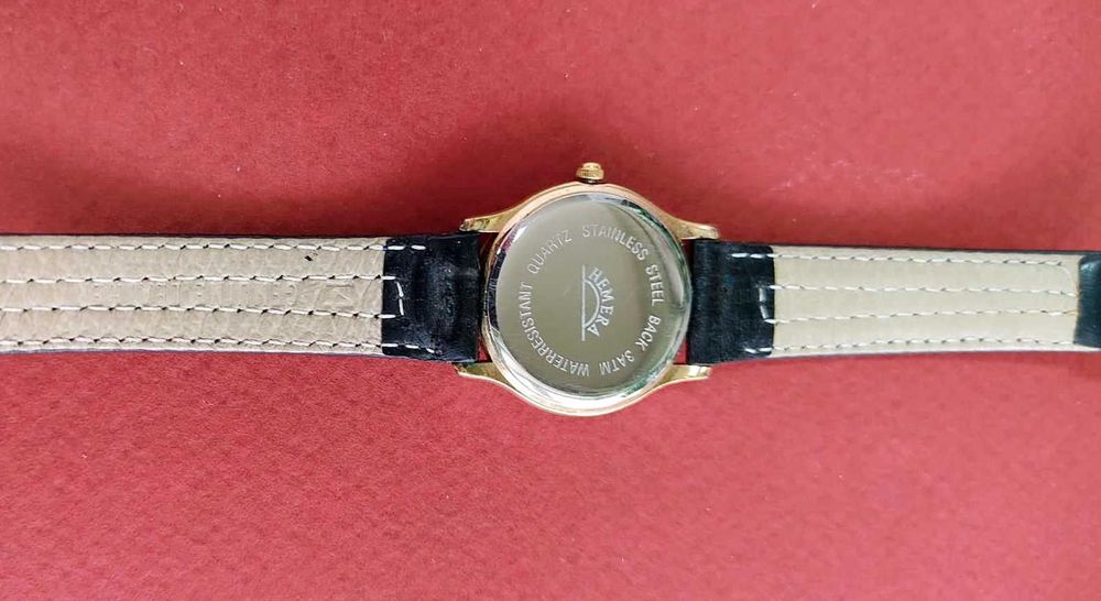 Позлатен дамски часовник HEMERA с японски механизъм