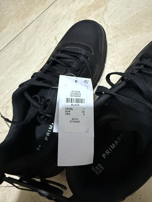 Sneakersi negrii unisex  , Primark