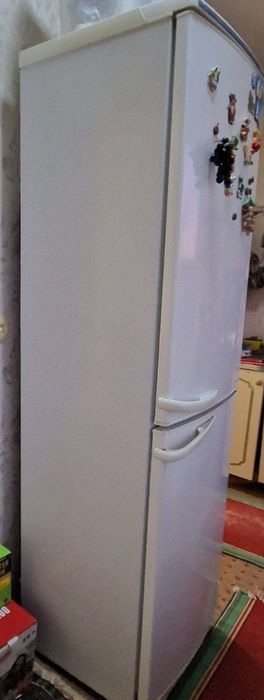 ТелевLG, сплитсистема-18 LG, холод. Атлант, стир.маш LG,стол,стулья