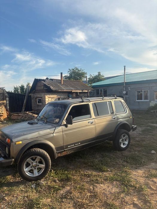 Продам Ниву 21310