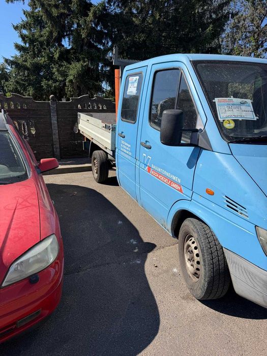 Vand Autoutilitara Mercedes Benz Sprinter An 2002 7 locuri