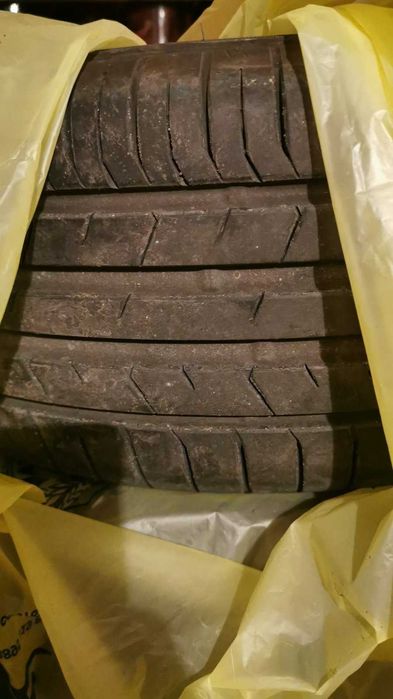 Летни Гуми TOYO 215/55/17 Нови 2 бр.
