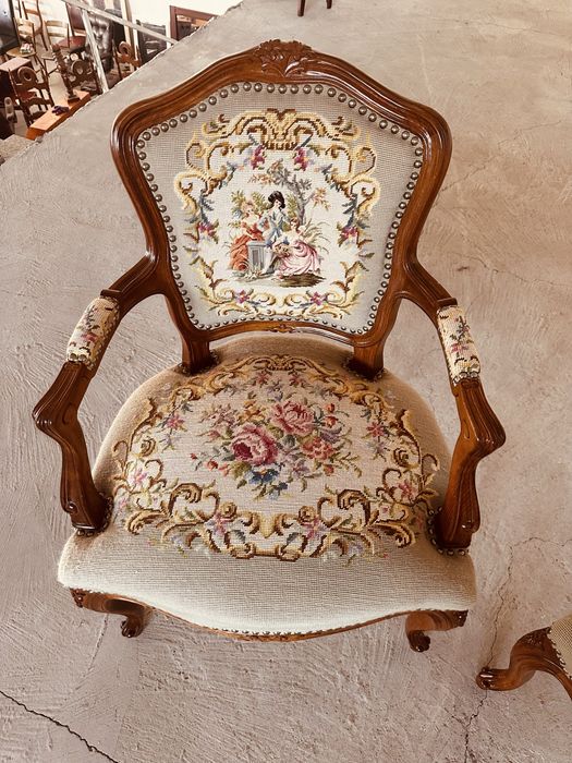 Чифт шведски кресла Louis XV – масивно дърво и оригинален гоблен