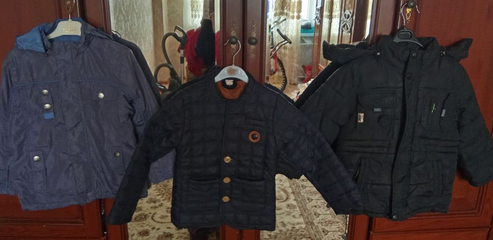 Куртка,Дубленка,Ветровка 1000тг