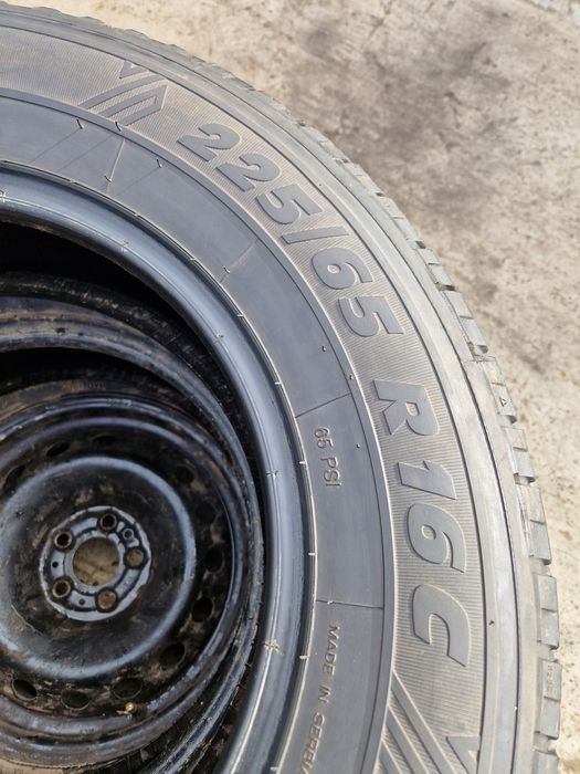 225 65 16C vara Taurus 2022