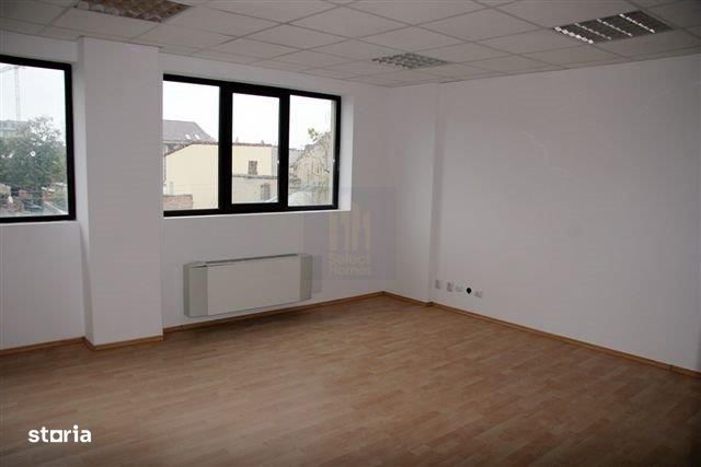 Cladirea de Birouri de Vanzare S+P+4 1000mp *Domenii*