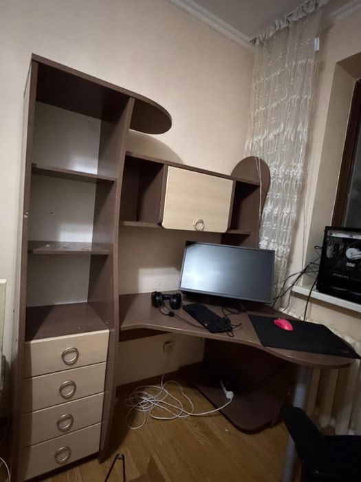 Отдам даром комплект