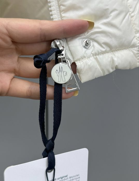 Geaca Moncler