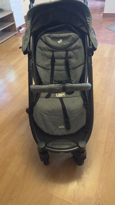 Cărucior copii Joie