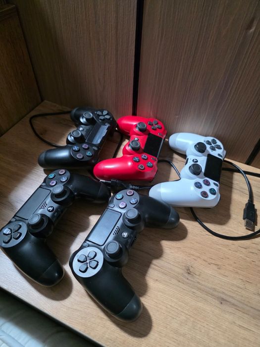 Джойстики PS4 Slim DualShock 4
