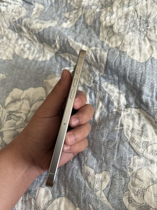 Продам 16 про макс