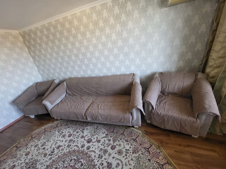 Мягкий уголок, диван с креслом