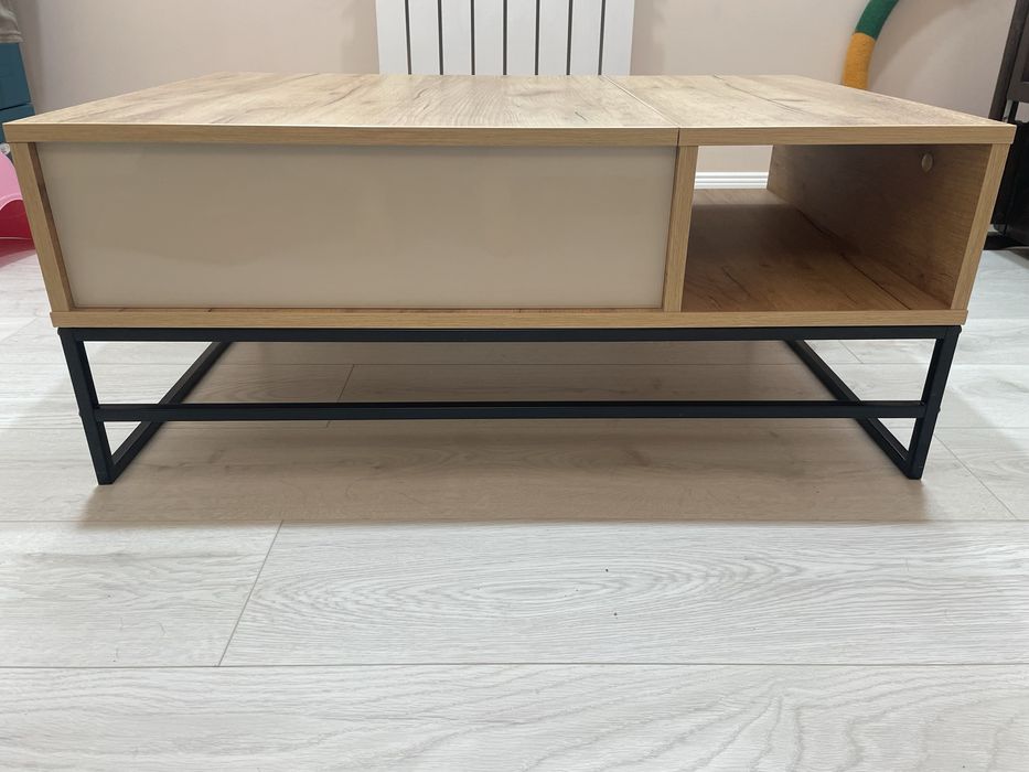 Продается журнальный столик