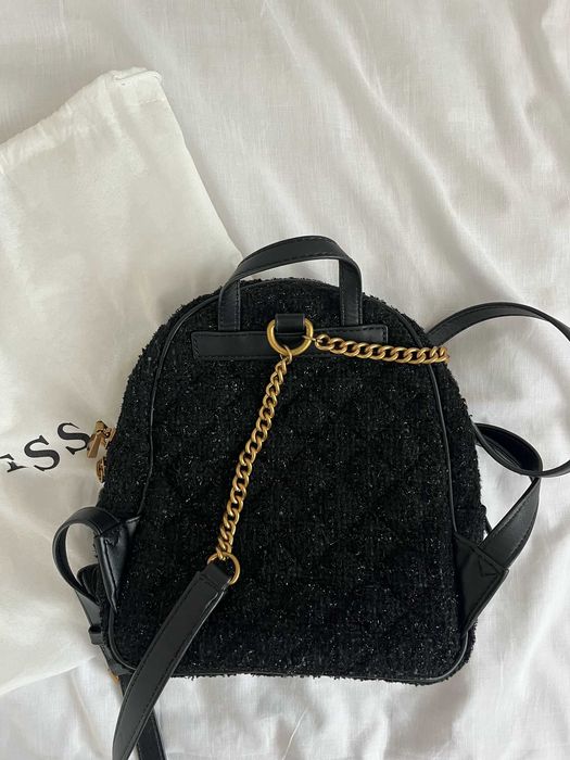 Раница Guess нова