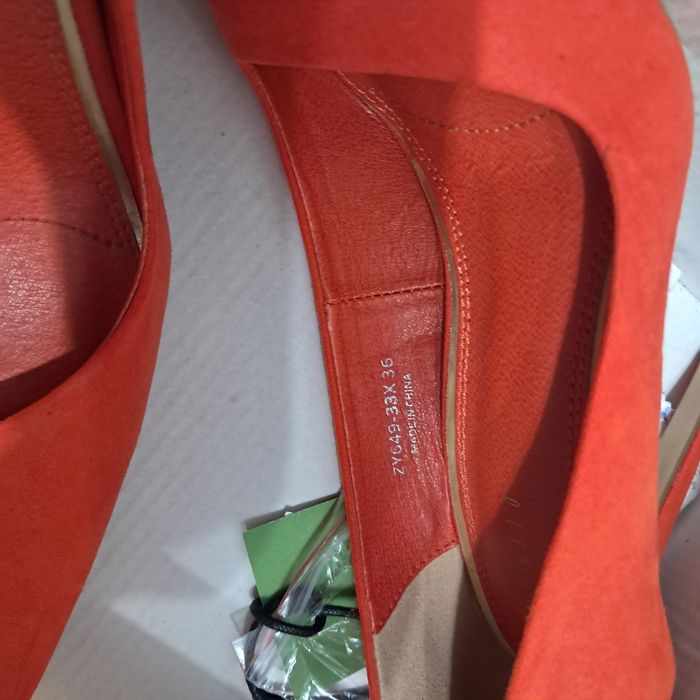 Pantofi stiletto masura 36