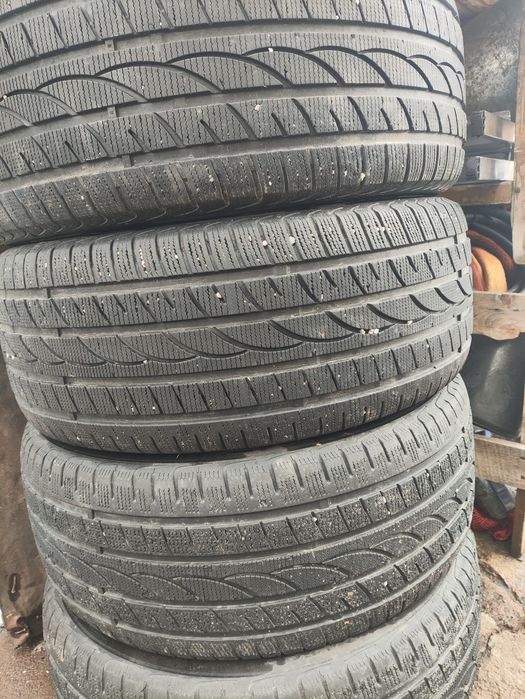 Резина 275/45/20 пара в хорошем состоянии