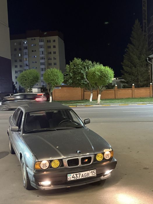 Срочно продам bmw e34 520i