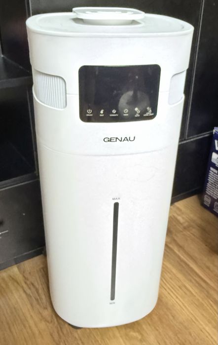 Продается увлажнитель воздуха Genau