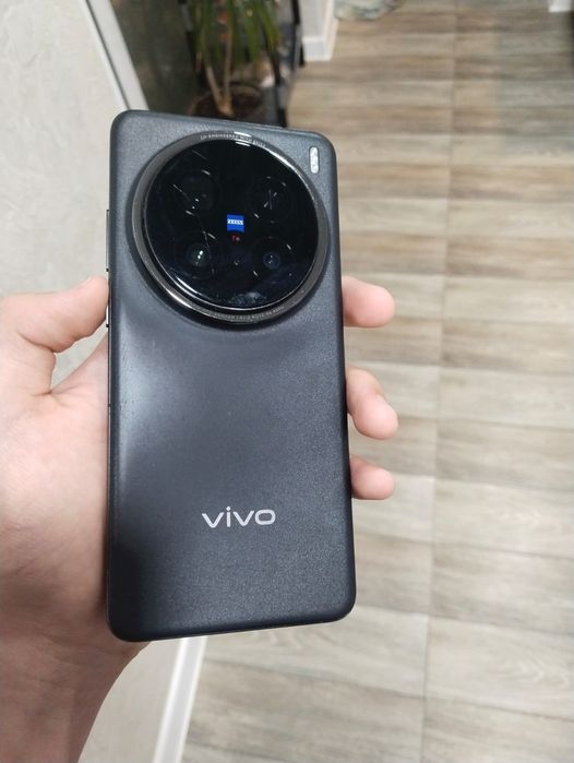 Vivo x200 pro Global 16/512 92%