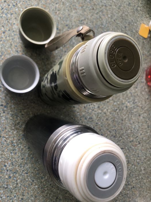 Термосы 0,5л по 500тг