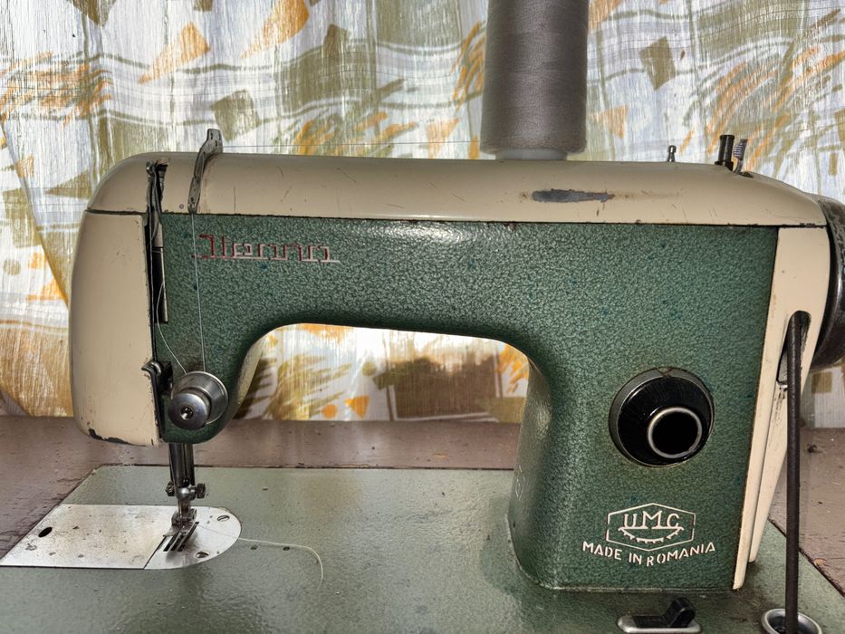 Mașină de cusut Ileana