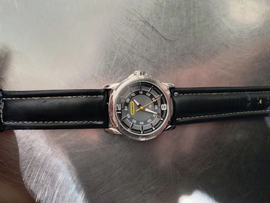 ceas Stanley elegant