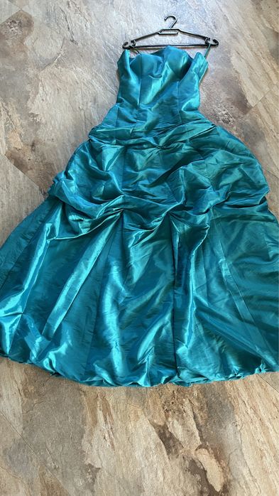 Rochie noua  de seara