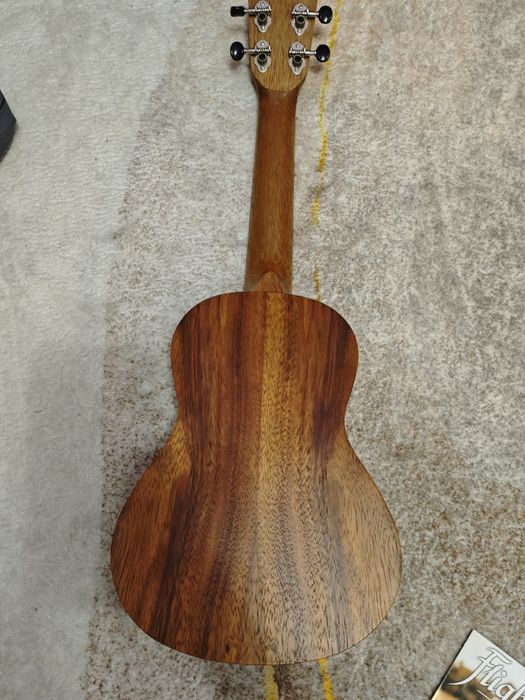 Укулеле Flight NUC200 NA (Concert)