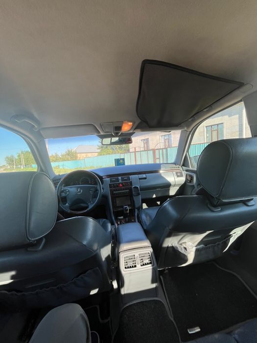 Mercedes bens 210