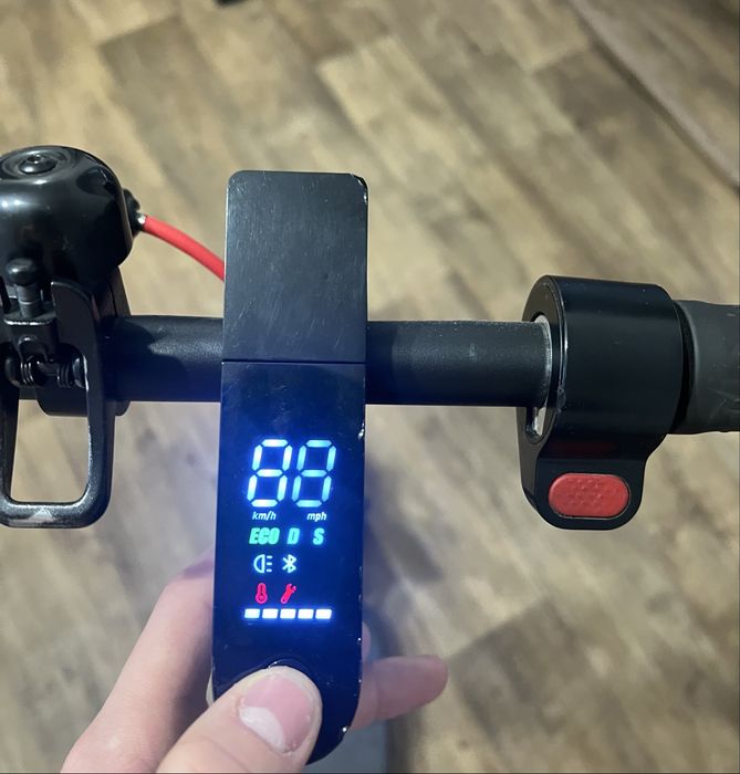 Электро самокат продам