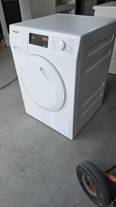 Сушилня Miele T1 8kg