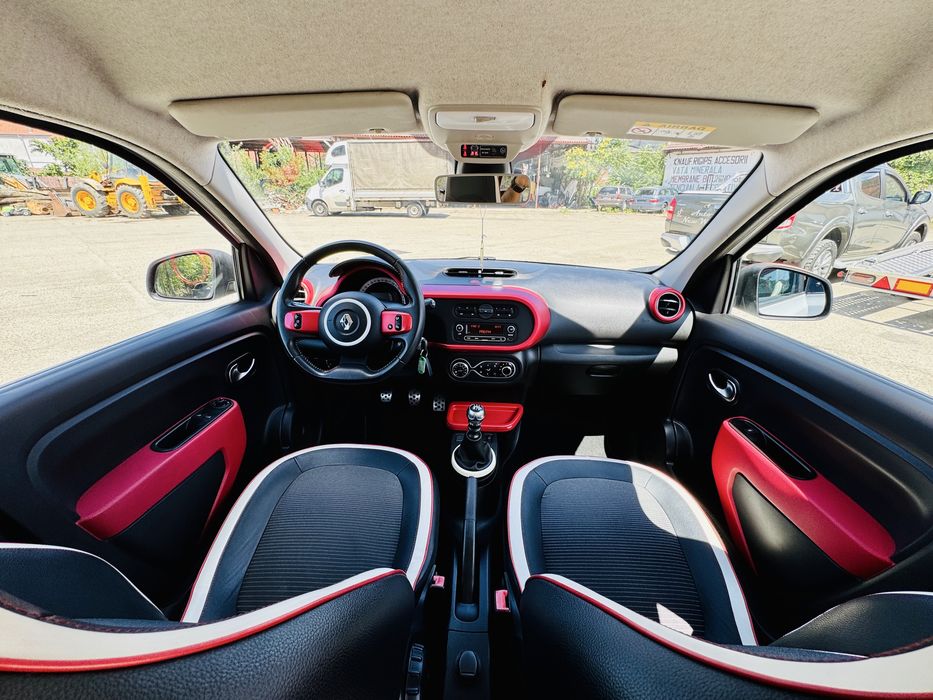Renault Twingo III, 86.000 km, 0,9 TCe 90 cp, climatronic, NU facem schimburi