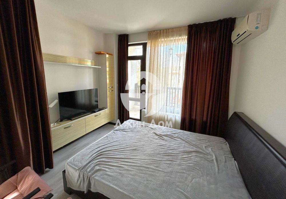 Продава се Двустаен апартамент в Приморско - 77 кв.м за 1129 €/кв.м - Снимка #3