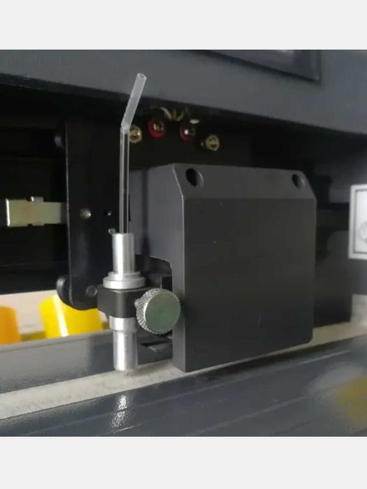 Plotter 37sm oddiy orakal kesadi