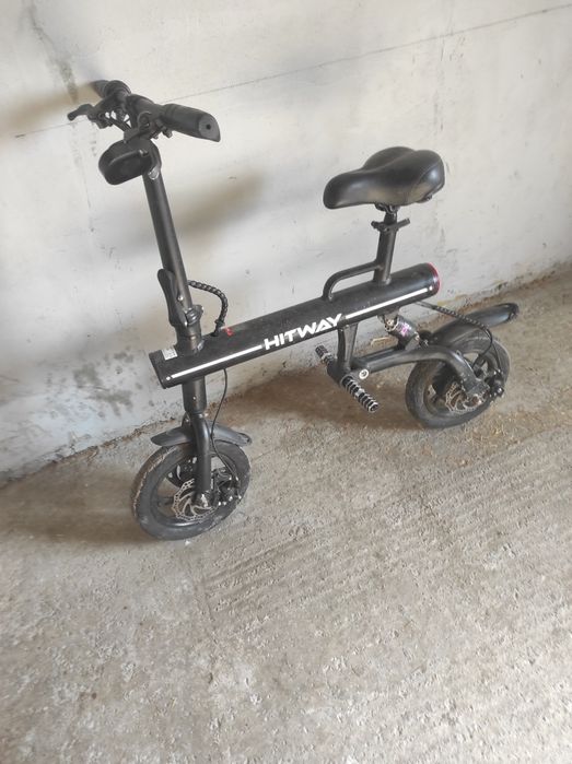 Vând trotineta Hugo G2 pro