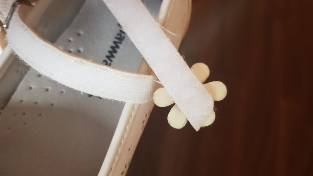 Sandale pentru scoala