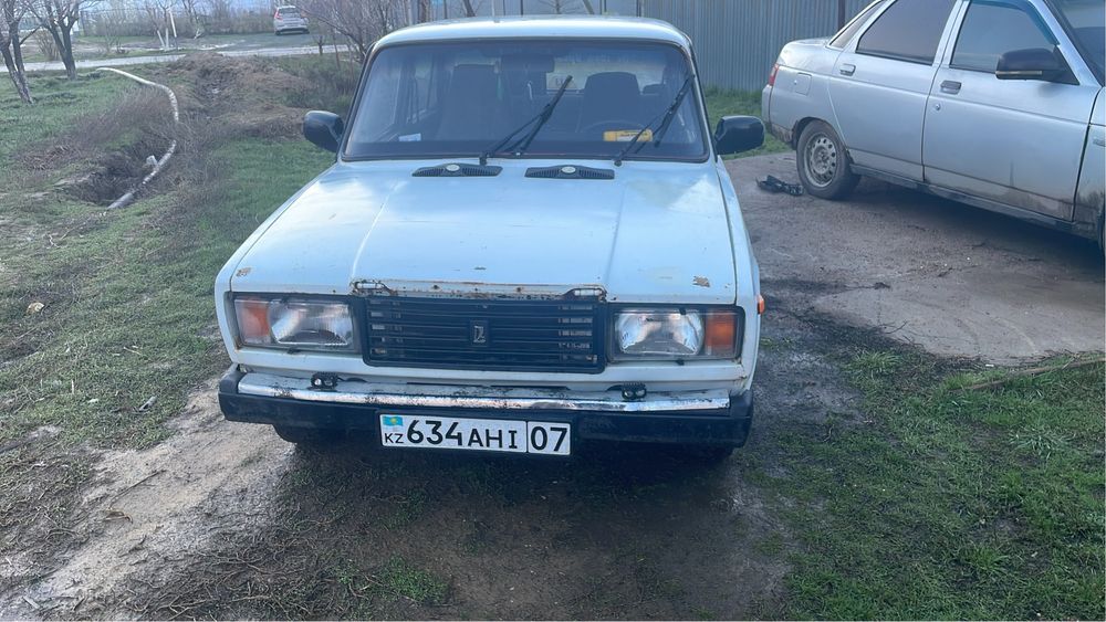 Продам ваз 2107