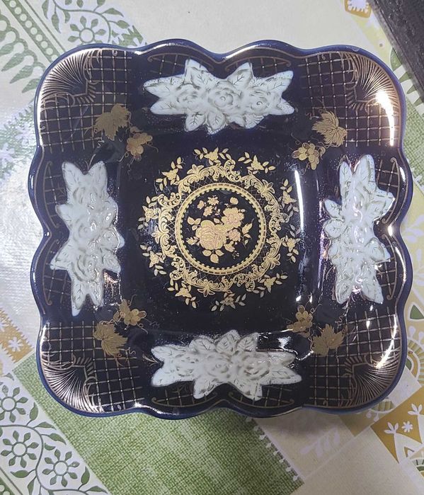 Посуда разная , в хорошем состоянии