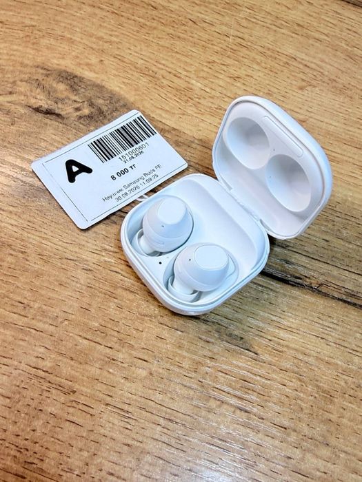 Наушник Samsung Galaxy Buds FE