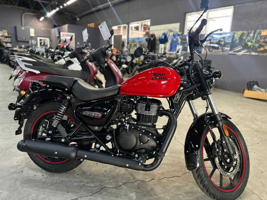 Royal Enfield Meteor 350 Fireball/ A2 - PROMO by EST BIKE