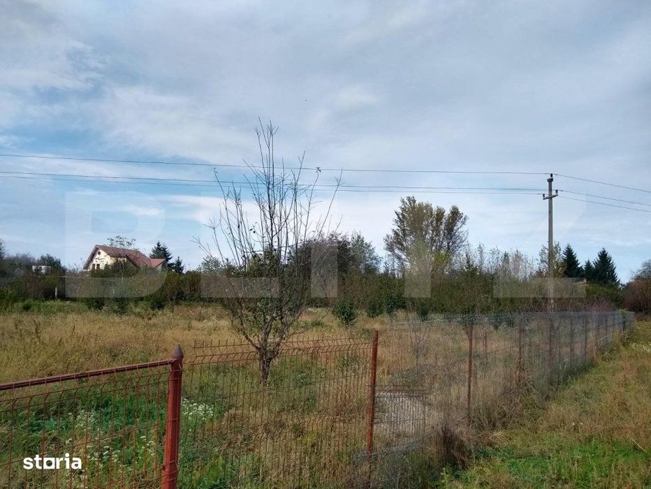 Teren intravilan de vanzare, 1400 mp, zona Bercu Rosu