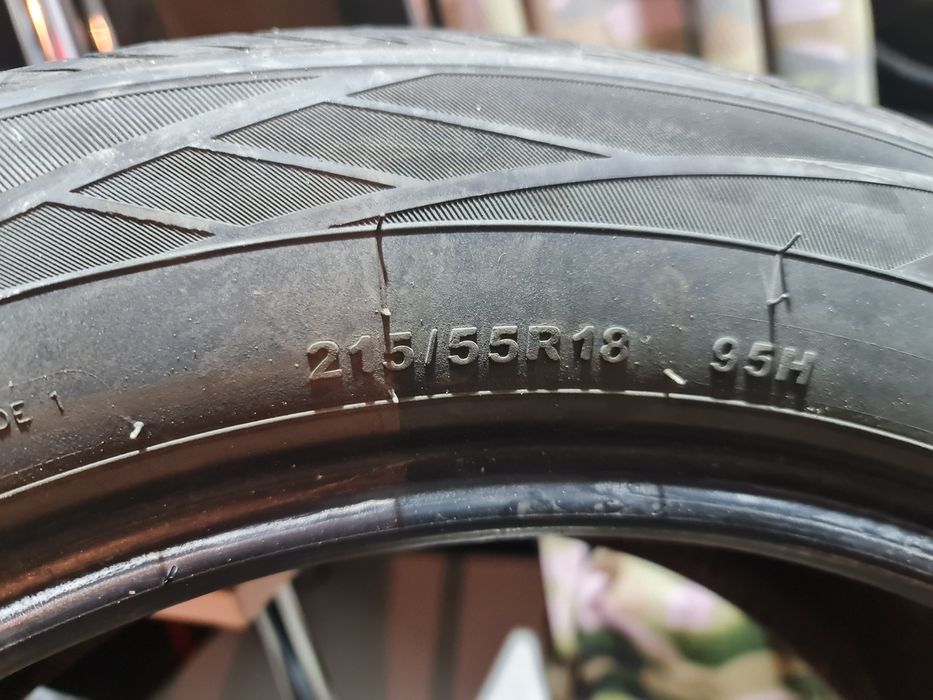 215/55/18_95Н Продам шины