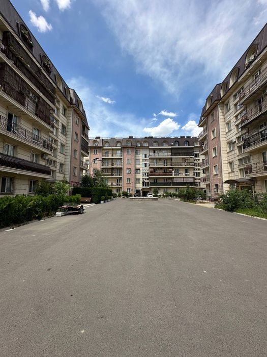 Срочно продам уютную квартира 2+2=5 комнотная 2 квартира